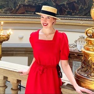 Meet your Posher, Laura